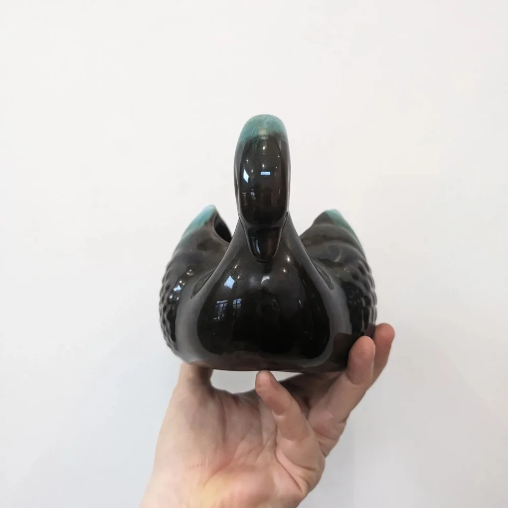 Swan planter - Picture 4 of 5